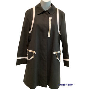 WORTH BLACK CANVAS/WHITE LEATHER TRIM WALKING COAT 10P